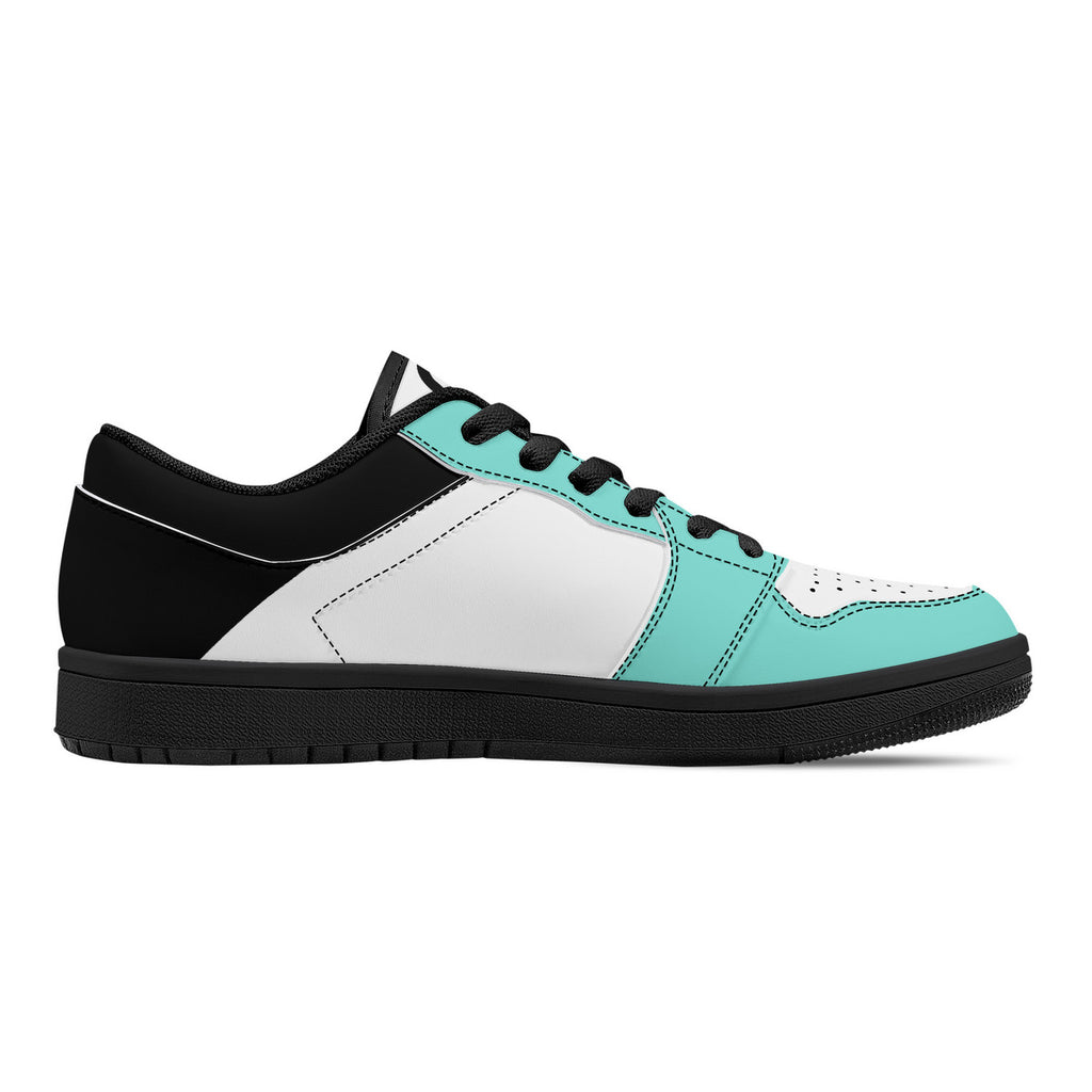 D15 Black Sole Low-Top Sneakers